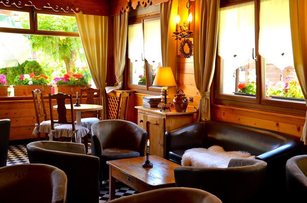 Hotel Floralp La Clusaz Bagian luar foto